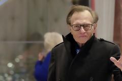 Larry King: Πέθανε από κορονοϊό ο γνωστός δημοσιογράφος