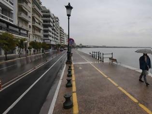 Φωτογραφία για Θεσσαλονίκη: Πώς το δεύτερο κύμα κορονοϊού επηρέασε την πόλη