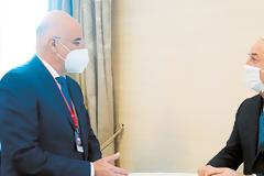 Με «κόκκινες γραμμές» η Ελλάδα στις διερευνητικές - Παγίδες από τους Τούρκους