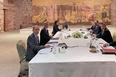 Ολοκληρώθηκαν σε τρεις ώρες οι διερευνητικές επαφές στην Κωνσταντινούπολη - Ο επόμενος γύρος στην Αθήνα