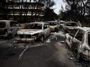 Φωτογραφία για Φωτιά στο Μάτι - Τροχαία και ΕΛΑΣ «δείχνουν» την Πυροσβεστική: «Δεν είχαμε εισήγηση για απομάκρυνση πολιτών»
