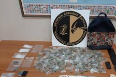 Εξαρθρώθηκε συμμορία που διακινούσε ναρκωτικά στην Πανεπιστημιούπολη - Τα έκρυβαν σε δέντρα και υδρορροές!