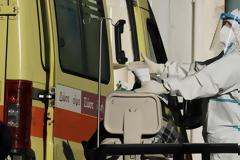 409 νεά κρούσματα στην Αττική, 74 στη Θεσσαλονίκη. Ο χάρτης
