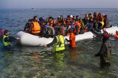Να μπει τέλος στις άτυπες επαναπροωθήσεις προσφύγων στην Ευρώπη, ζητά η Ύπατη Αρμοστεία