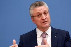 Ινστιτούτο Ρόμπερτ Κοχ: Όσο περισσότερο εμβολιαζόμαστε, τόσο περισσότερες μεταλλάξεις θα εμφανίζονται