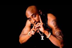 Σειρά ντοκιμαντέρ για τον ράπερ 2Pac έρχεται στην ΕΡΤ