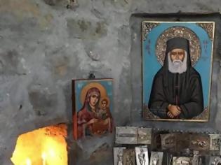 Φωτογραφία για Άγιος Παΐσιος Αγιορείτης: «Ο εγωισμός είναι το αναρχικό παιδί της υπερηφάνιας»