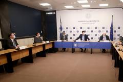 Εκτακτη σύσκεψη στο υπ. Υγείας -Προετοιμασία για το ενδεχόμενο τρίτου κύματος