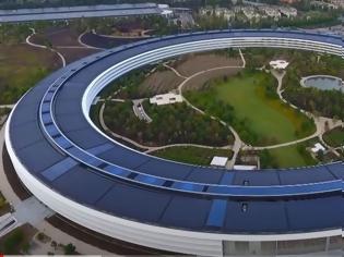 Φωτογραφία για Μέσα στα κεντρικά γραφεία της Apple στα 5 δισεκατομμύρια δολάρια (βίντεο)