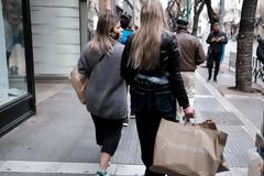 Στο κόκκινο η Αχαΐα με 219 κρούσματα: Τα 183 στην Πάτρα. Χρυσοχοΐδης: Ξεχάστε το καρναβάλι