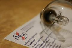 ΔΕΗ: «Παγώνει» τα οικιακά τιμολόγια