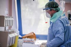 Διοικητής 6ης ΥΠΕ: Μόλις το 44% των εργαζόμενων στο «Άγιος Ανδρέας» έχουν εμβολιαστεί