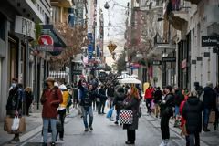 Κρίσιμο 48ωρο για νέα μέτρα, μετά τα 1.261 κρούσματα