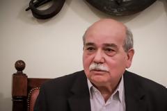 «ημι-πιτσιρικάς» έσπασε όλα τα κοντέρ: Ψηφιακή θύελλα για τον νεολογισμό του Νίκου Βούτση