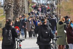 Πάνω από 4.000 κρούσματα το πρώτο 4ήμερο του Φεβρουαρίου - Ανησυχία για την αύξηση των διασωληνωμένων