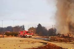 Καστοριά: Σε εξέλιξη οι έρευνες της Πυροσβεστικής για την έκρηξη που ισοπέδωσε το ξενοδοχείο