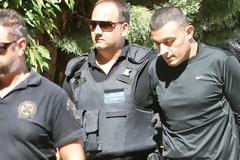 Αλκέτ Ριζάι: Ο συνεπιβάτης του με το ψευδώνυμο «Τάκης ο Αλβανός» σε εκτελέσεις συμβολαίων θανάτου