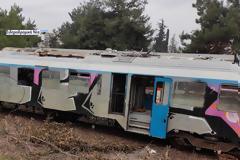 Μουσειακό σιδηροδρομικό τροχαίο υλικό σε γραμμές του Εργοστασίου Οχημάτων Θεσσαλονίκης. Εικόνες.