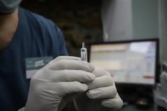 Εμβολιασμοί: Ποιοι παίρνουν σειρά μετά τους ηλικιωμένους