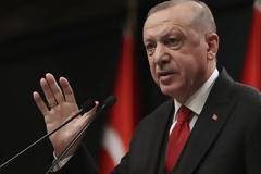 «Πυρά» Ερντογάν κατά ΗΠΑ: Να σταματήσουν να στηρίζουν τρομοκράτες