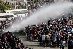 Μιανμάρ: Δύο νεκροί και τουλάχιστον 30 τραυματίες σε διαδήλωση κατά της χούντας