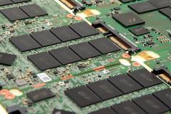333 εκατομμύρια SSDs πωλήθηκαν με συνολική χωρητικότητα 207 Exabytes