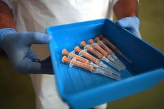 Μόσιαλος: Το εμβόλιο Johnson & Johnson παρέχει 100% προστασία από νοσηλεία 28 μέρες μετά τη μοναδική δόση