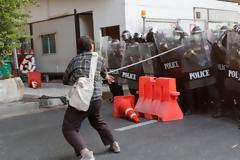 Μιανμάρ: Δύο διαδηλωτές νεκροί από αστυνομικά πυρά