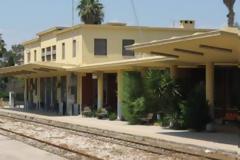 Αναστολή λειτουργίας επιμέρους οργανικών μονάδων του Δήμου Κορινθίων που στεγάζονται στο πρώην κτίριο του ΟΣΕ Κορίνθου.