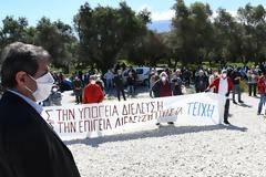 Συνάντηση με τον Καραμανλή για το τρένο ζητά ο Κ. Πελετίδης.