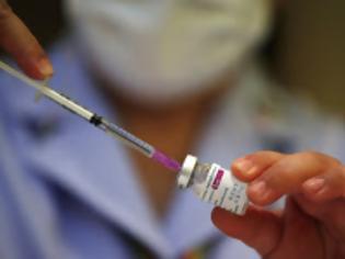 Φωτογραφία για Κικίλιας: Δεν αναστέλλονται οι εμβολιασμοί με AstraZeneca - Ακολουθούμε «πιστά» τις οδηγίες του ΕΜΑ
