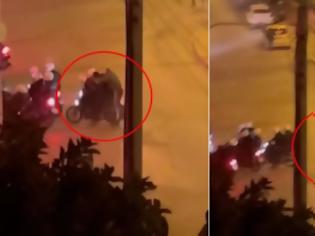 Φωτογραφία για Νέα Σμύρνη - Επίθεση σε αστυνομικό: Βίντεο δικαιώνει τους ισχυρισμούς του  «Iνδιάνου»