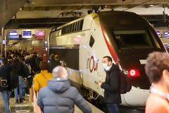 Εικόνα από το σιδηροδρομικό σταθμό Montparnasse του Παρισιού.
