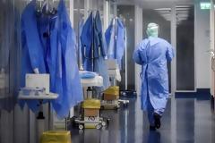 Διαφωνία ανάμεσα στους ιατρικούς συλλόγους και στο βάθος επιστράτευση