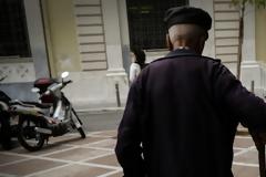 Συντάξεις Απριλίου: Αρχίζουν οι πληρωμές – Αναλυτικά οι ημερομηνίες ανά Ταμείο.