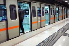 Μετρό: Ερώτηση στη Βουλή για τις επεκτάσεις προς Καλλιθέα και Γλυφάδα.