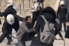 Απομακρύνθηκε ο διοικητής της ΔΙΑΣ λόγω του ξυλοδαρμού πολίτη στη Νέα Σμύρνη