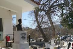 ΜΟΝΑΣΤΗΡΑΚΙ ΒΟΝΙΤΣΑΣ : ΔΟΞΟΛΟΓΙΑ ΚΑΙ ΚΑΤΑΘΕΣΗ ΣΤΕΦΑΝΩΝ ΓΙΑ ΤΗΝ 25Η ΜΑΡΤΙΟΥ