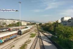 Εικόνες από το χθες και το σήμερα της εισόδου του αμαξοστασίου της ΤΡΑΙΝΟΣΕ στη Θεσσαλονίκη.