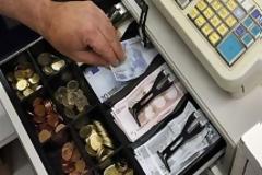 ΑΑΔΕ: Παράταση προθεσμιών για υποβολή συγκεντρωτικών καταστάσεων και απόσυρση-αναβάθμιση ταμειακών μηχανών