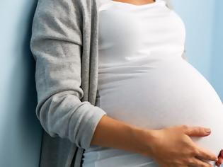 Φωτογραφία για Καρκίνος του μαστού και εγκυμοσύνη: Ακίνδυνο για το έμβρυο το χειρουργείο!