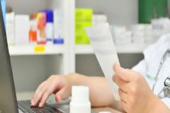 Θεσ/νίκη: Μαζικά αιτήματα για αλλαγή του εμβολίου της AstraZeneca – Τι λένε οι φαρμακοποιοί