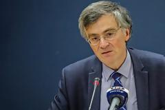 Τσιόδρας: Εφιαλτική εκτίμηση Τσιόδρα για 1.000 διασωληνωμένους τον Μάιο - Προσοχή στις ηλικίες από 20 έως 50 ετών