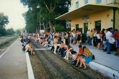 ΟΧΙ στον αποχαρακτηρισμό της σιδηροδρομικής γραμμής του Πλαταμώνα