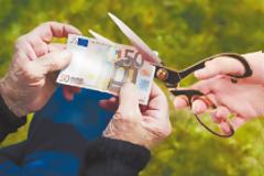 Επικουρικές συντάξεις: Σε ποιες και γιατί επιβάλλεται μείωση