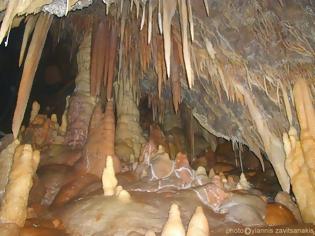 Φωτογραφία για Σπήλαιο Κωνωπίνας: Διαμάντι χαμένο στη λήθη του χρόνου.