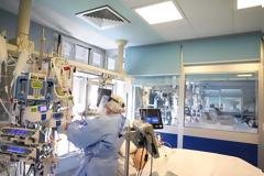 CDC: 1 στα 3 παιδιά που νοσηλεύονται με κορονοϊό χρειάζονται εισαγωγή σε ΜΕΘ