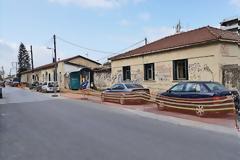 Ο Δήμος Πατρέων προχωρά σε εργασίες ανάπλασης έξω από το σταθμό των τρένων του «Αγ. Ανδρέα».