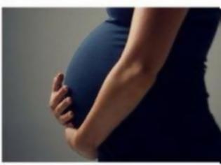 Φωτογραφία για Τι συμβαίνει με τον κορωνοϊό και τα έμβρυα. Στοιχεία από τις γεννήσεις στην Ελλάδα