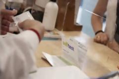 ‘Έκπτωτη από τον πρώτο δημόσιο διαγωνισμό για self-tests η εταιρεία Swiss Med